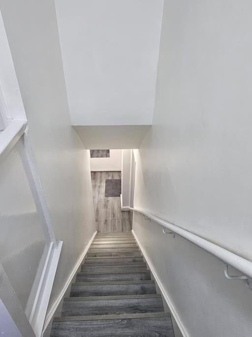 Airbnb Palace Apartment Birmingham