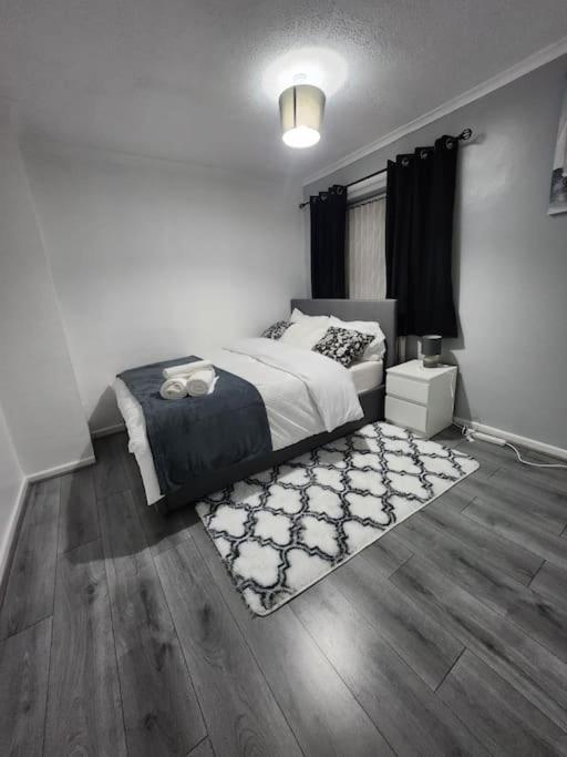 Airbnb Palace *